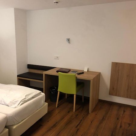 Hotel-Restaurant Ochsen Blaubeuren Room photo