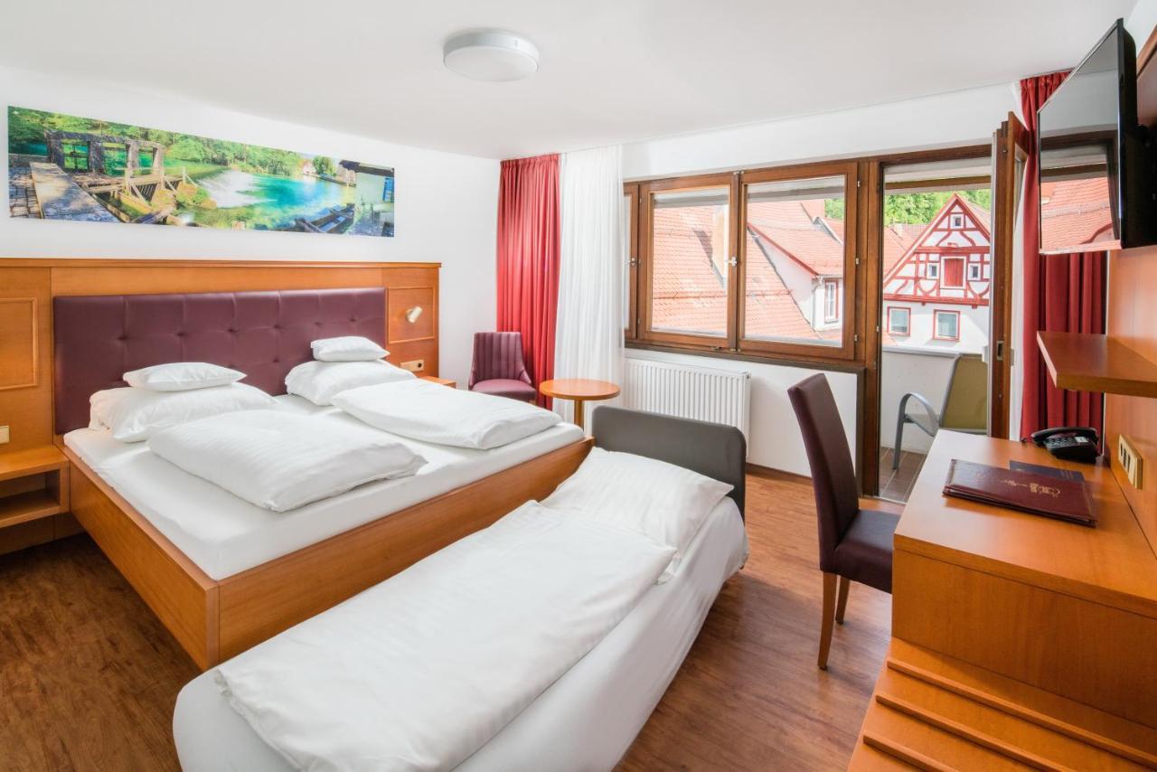 Hotel-Restaurant Ochsen Blaubeuren Room photo
